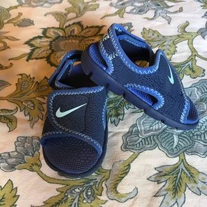 Nike Toddler Sandals with Velcro